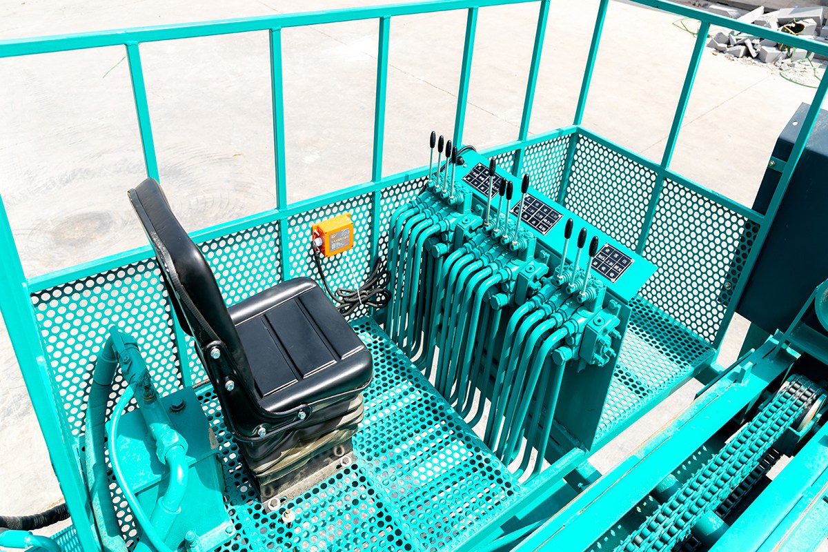 25m 錨(mao)固鑽機(ji)