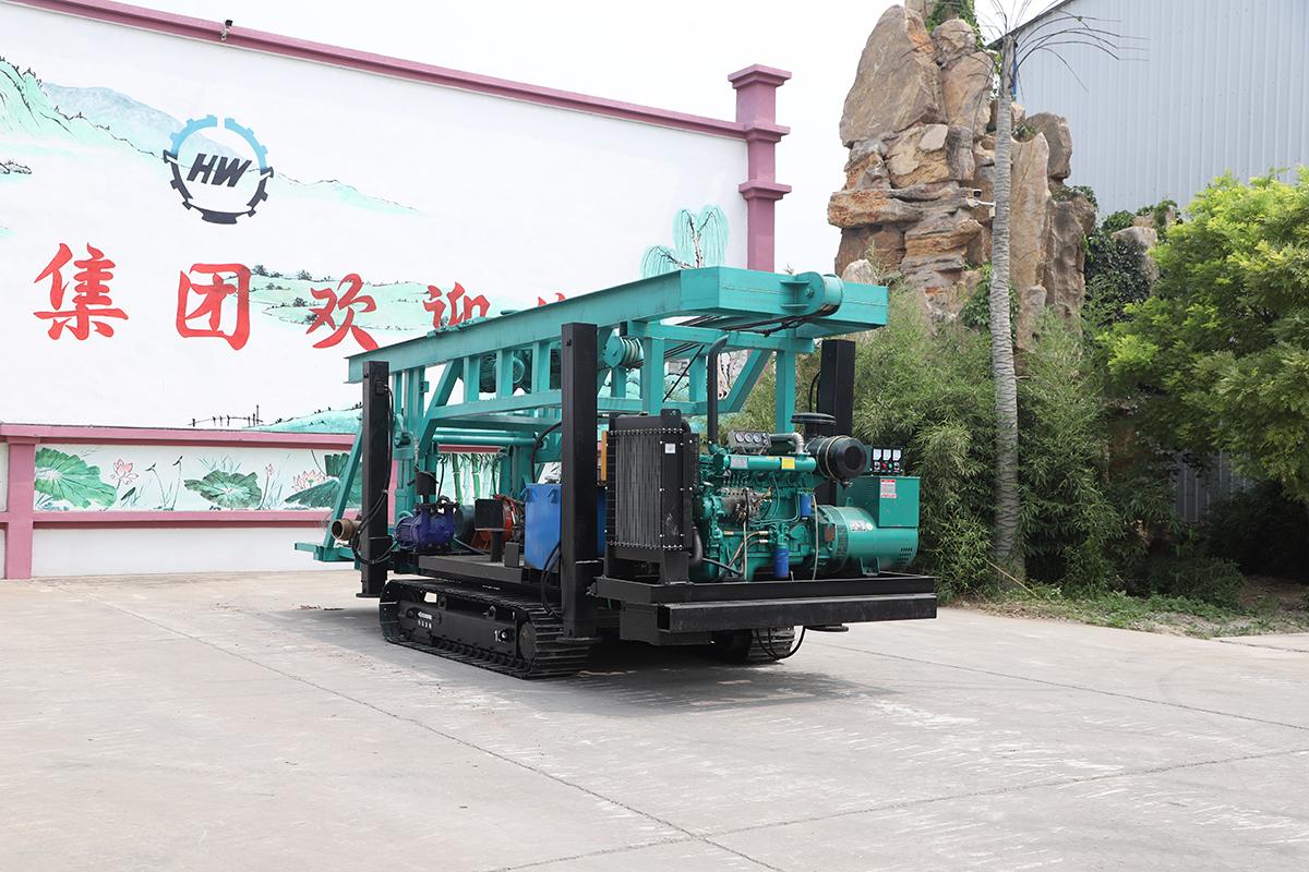 6寸鋼履(lǚ)帶反循環鑽機