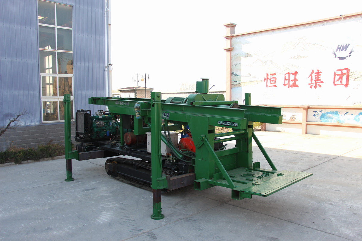 7寸鋼履(lǚ)帶反循環鑽機