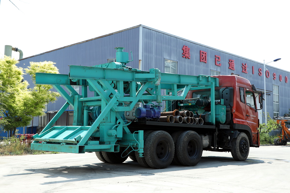 8寸(cun)後八輪(lun)汽車鑽(zuàn)機